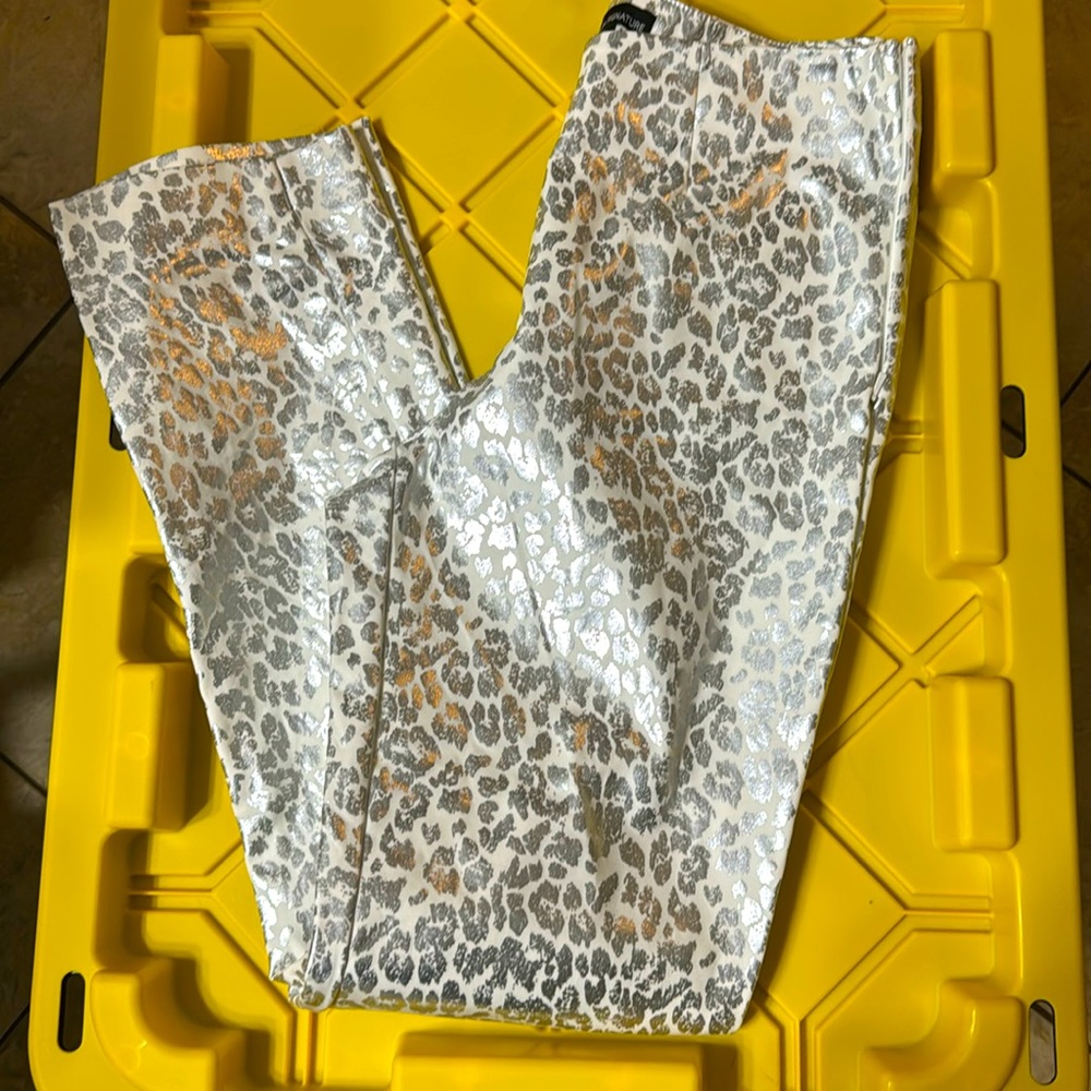 WOMENS stylish silver metallic leopard print pants by LUXE size 4.